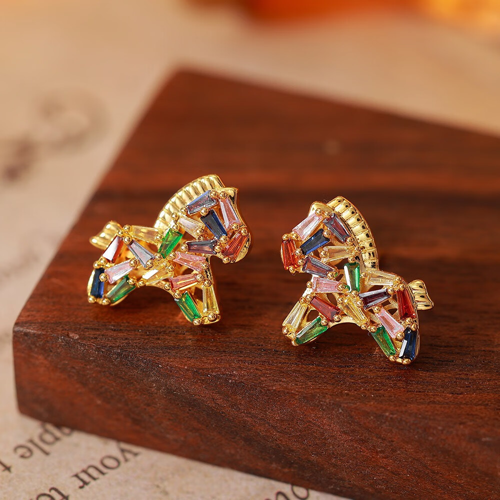 �������β�ɫС����׹������Ф������ʽ��ʱ�ж����й�����Ʒ ��ɫ�ʯС������ 35Ԫ