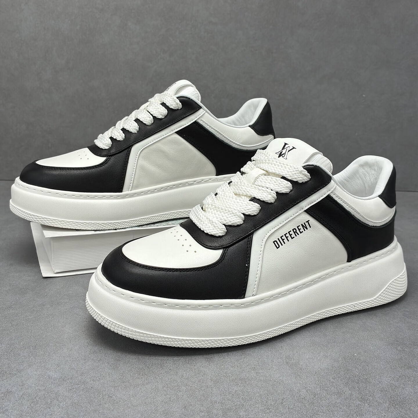 LZXB轻奢男鞋秋冬头层牛皮新款增高休闲鞋男品牌百搭防滑软底运动男鞋 白黑色【头层牛皮】 43 【标准皮鞋码】