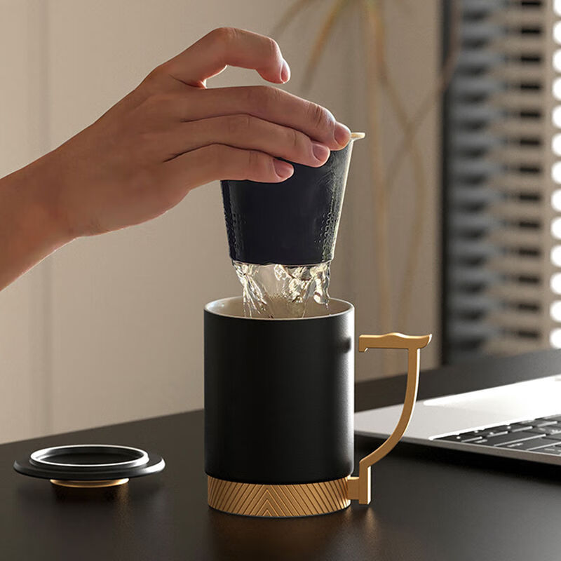 上新了文创上新了故宫云起龙襄茶水分离泡茶杯陶瓷办公室带盖杯男友商务礼物 玄黑