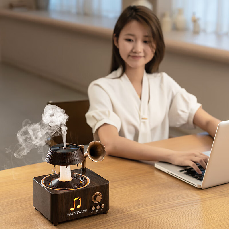 MAKYTWOW旋转雨滴蓝牙音响加湿器白噪音助眠香薰机静音空气加湿机超声波卧室加湿器留声机摆件 蓝牙音响加湿器 +旋转雨滴+白噪音 2瓶精油