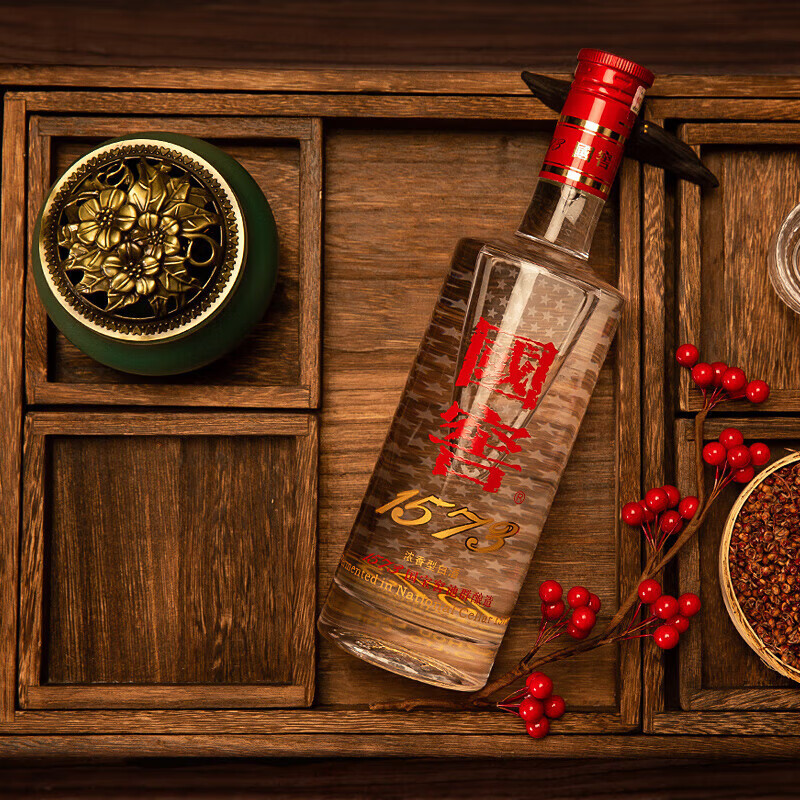 泸州老窖 国窖1573 浓香型白酒 52度 500ml*6瓶 整箱(年份随机)扫盖有奖