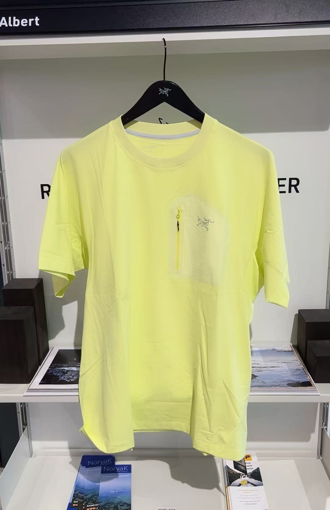 始祖鸟（ARC'TERYX）加拿大直邮 ARCTERYX始祖鸟 男士KONSEAL POCKET速干短袖TEE 小鸡黄RAY X9539   S