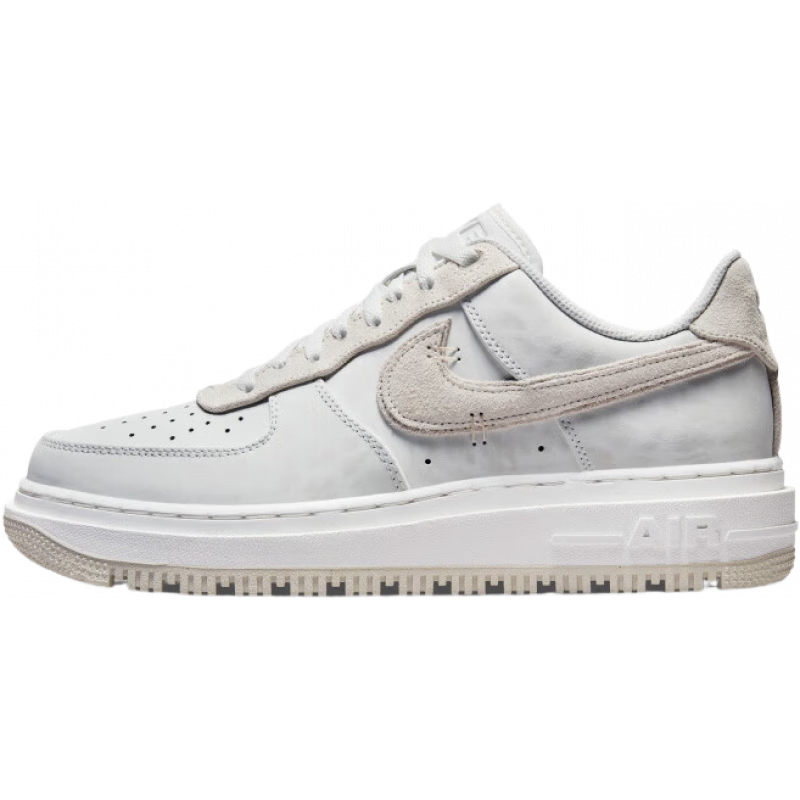 �Ϳˣ�NIKE����Ь 2025��AIR FORCE 1 LUXE�վ�һ�ź���˶����а�Ь DD9605-100 42.5