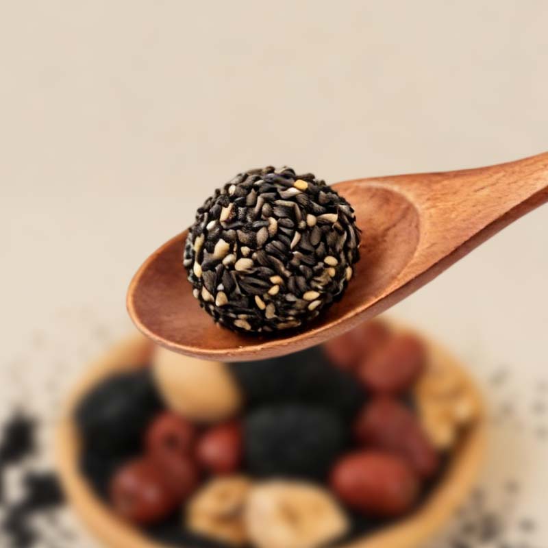 宋韵淼林新疆特产 黑芝麻枣夹核桃 零添加 清甜软糯老少皆可 独立包装零食 【买二送一】黑芝麻枣夹核桃120克*3袋