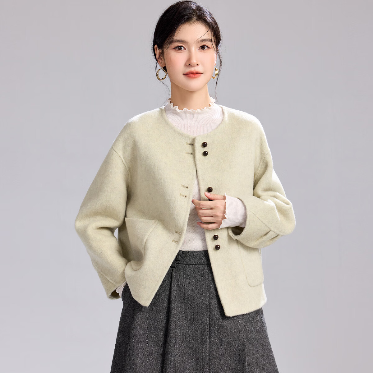 金菊【羊毛大衣】2026新款秋冬圆领单排扣口袋短款时尚双面毛呢外套女