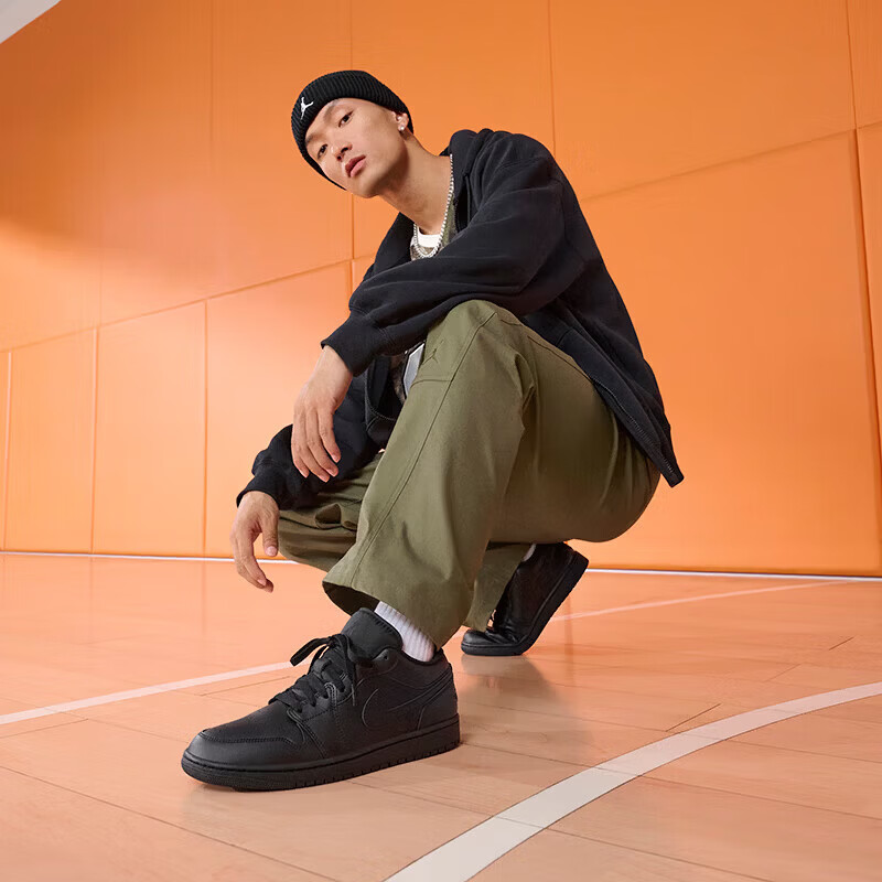 低帮鞋哪个品牌值得买？2026年这3款时尚又舒适，穿上让你走路带风，快来看看吧-图片2