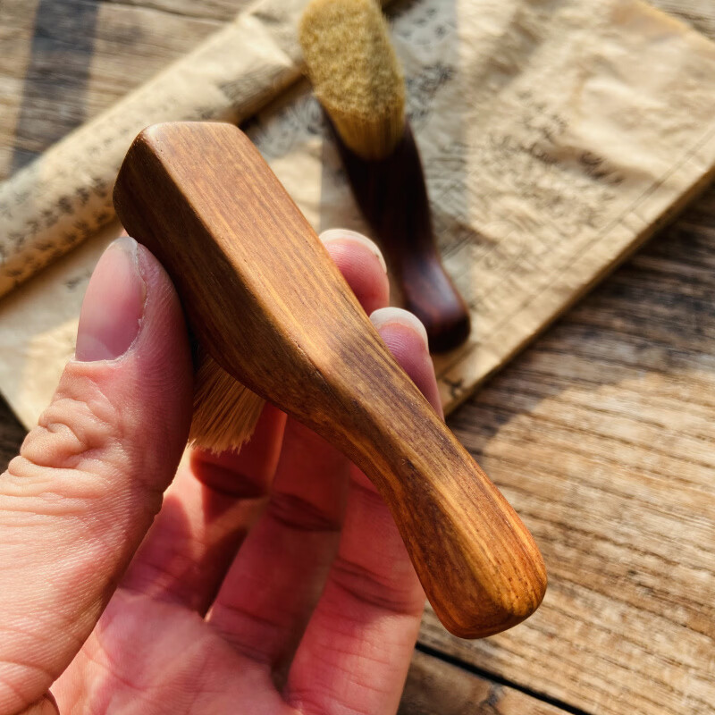 胖东来同款天然鬃毛除尘刷迷你万毛刷猪鬃黄鬃刷文玩刷核桃金刚橄 一级黄鬃微瑕花梨木长9宽2.1高4.25cm