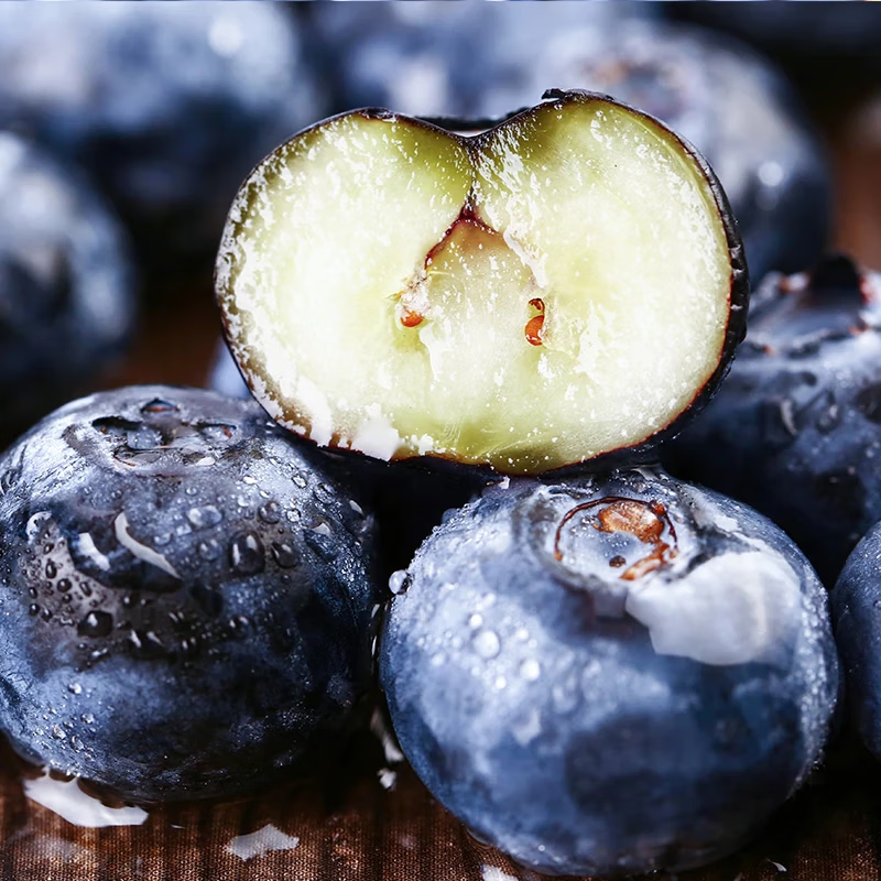 疆域采虹正宗云南高山蓝莓新鲜水果当季现摘大果当季孕妇酸甜口生鲜整箱 2盒 越多越划算【100-120g/盒】 尝鲜中小果【单果12mm+】口感偏淡