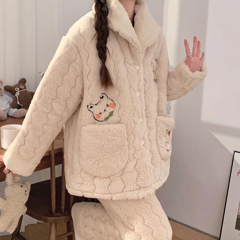 缪黛 MAULTIAY秋冬季三层夹棉睡衣女款珊瑚绒加厚加绒卡通小熊冬天法兰绒家居服 限时秒杀 《少量现货》 M