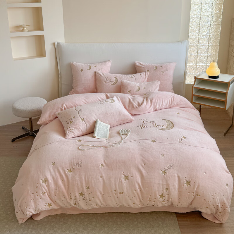 元族2025新款保暖舒适牛奶绒四件套--繁心 粉-繁心 床单款 1.5m四件套