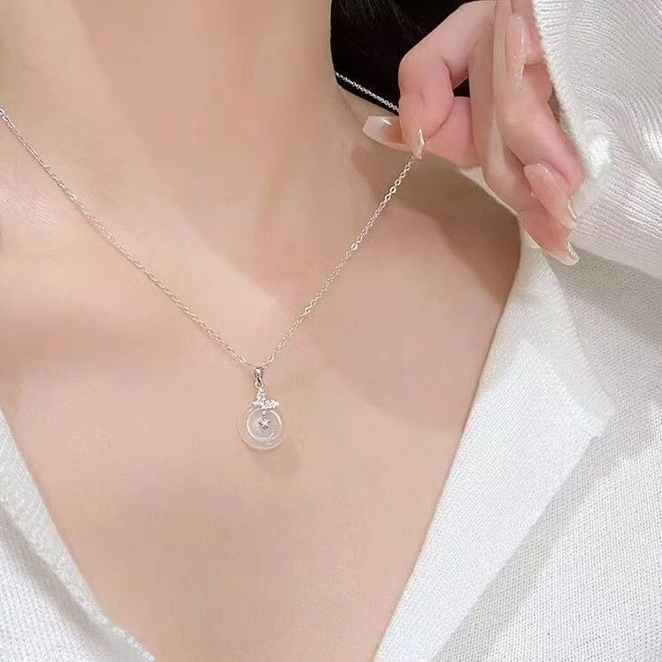 纯银999玉髓蝴蝶平安扣项链锁骨链轻奢感纪念礼物送女友 白玉髓平安扣项链 s999