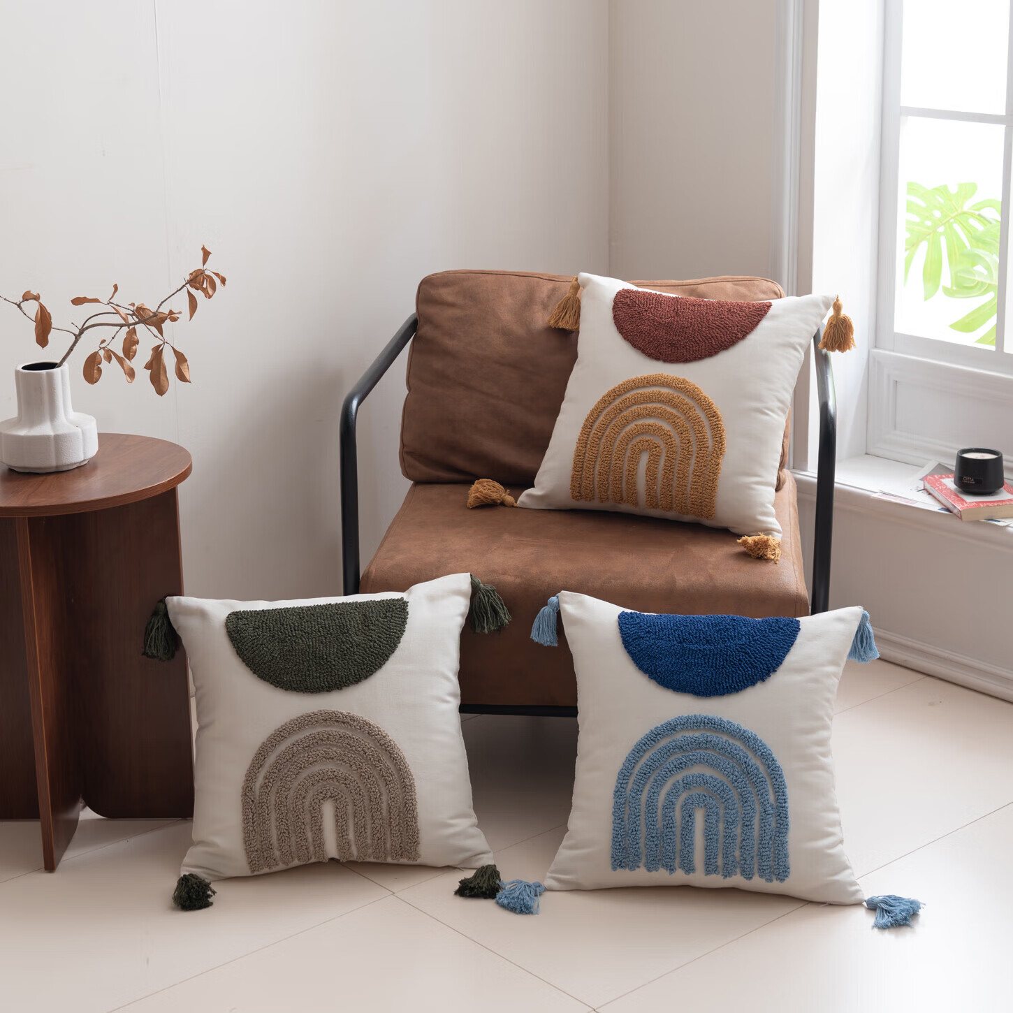 【精选厂家】北欧风绣花抱枕办公室沙发客厅腰枕靠背垫床头靠枕汽 蓝【北欧绣花流苏抱枕】 45x45cm【单抱枕套】