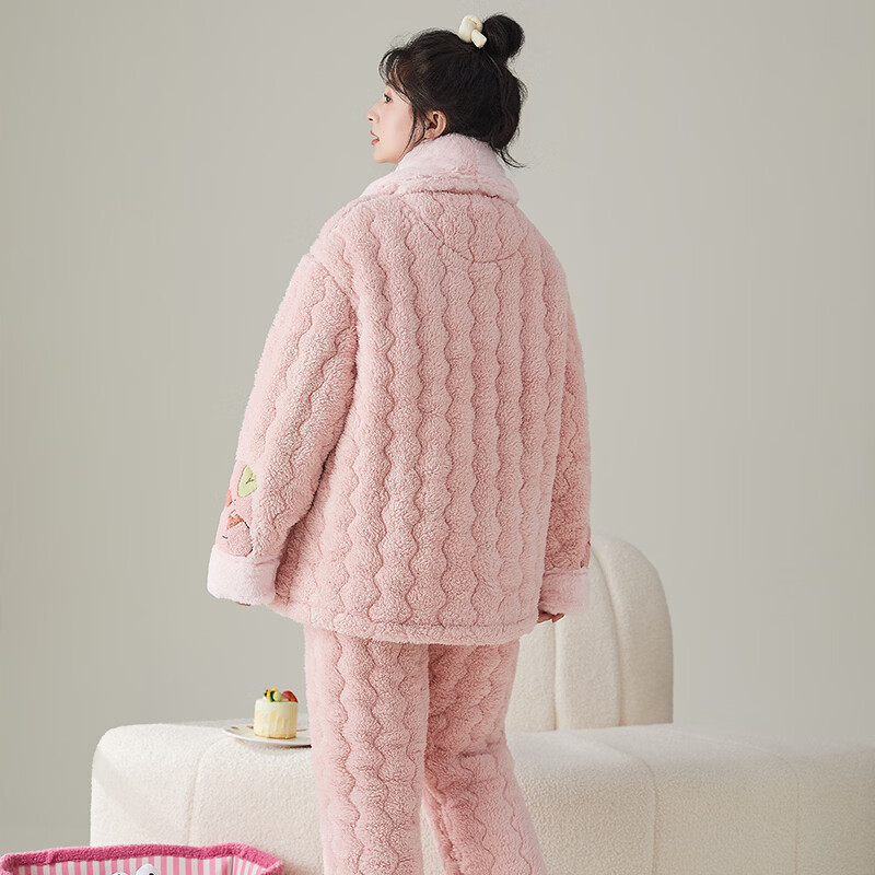 缪黛 MAULTIAY珊瑚绒冬季睡衣女保暖加厚加绒三层夹棉袄秋冬款套装法兰绒家居服 限时秒杀 《少量现货》 M