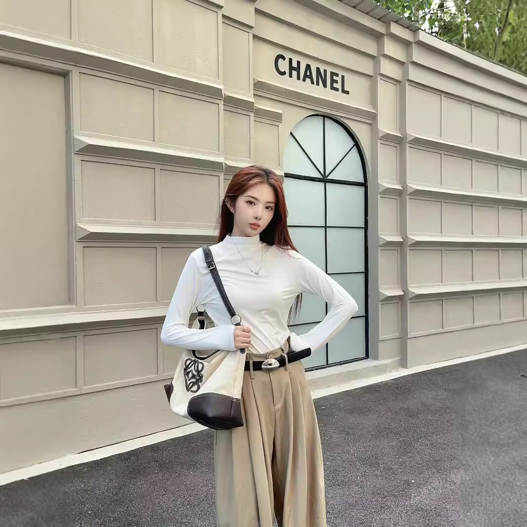 【精选】九色半高领面膜打底衫女春秋莫代尔女士亲肤修身百搭上衣 黑色 L 【80-110斤】