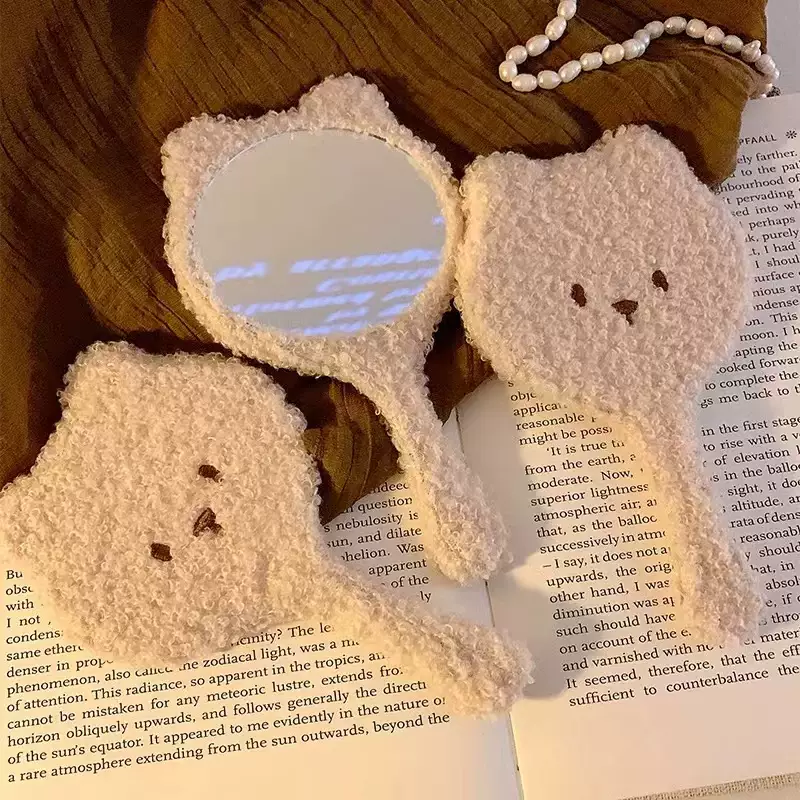 语森忆可爱毛绒小熊便携随身化妆镜手持补妆镜甜美手柄镜子迷你学生宿舍 1个卷卷羊羔毛奶熊镜