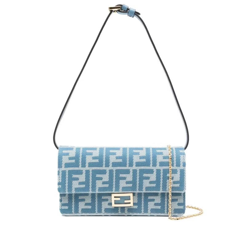 芬迪（FENDI）女士斜挎包 可斜跨可手拿鏈條設(shè)計翻蓋式提花面料藍(lán)色金屬扣 白色 TU