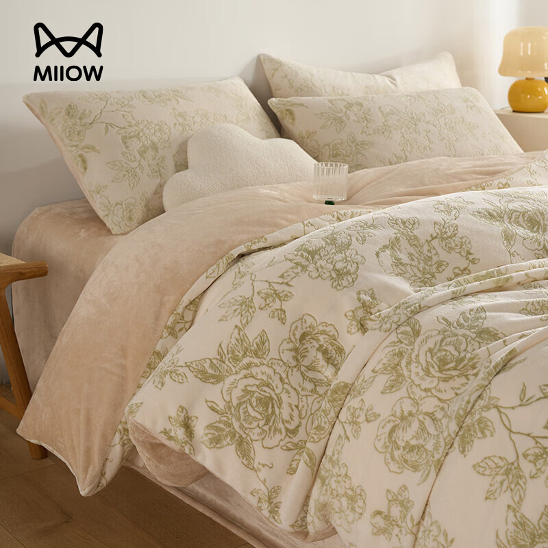 猫人（MiiOW）雕花牛奶绒床上四件套 冬季加厚绒被套床单单双人床品三件套 秘境 1.5/1.8 床单款 四件套（被套150*200）