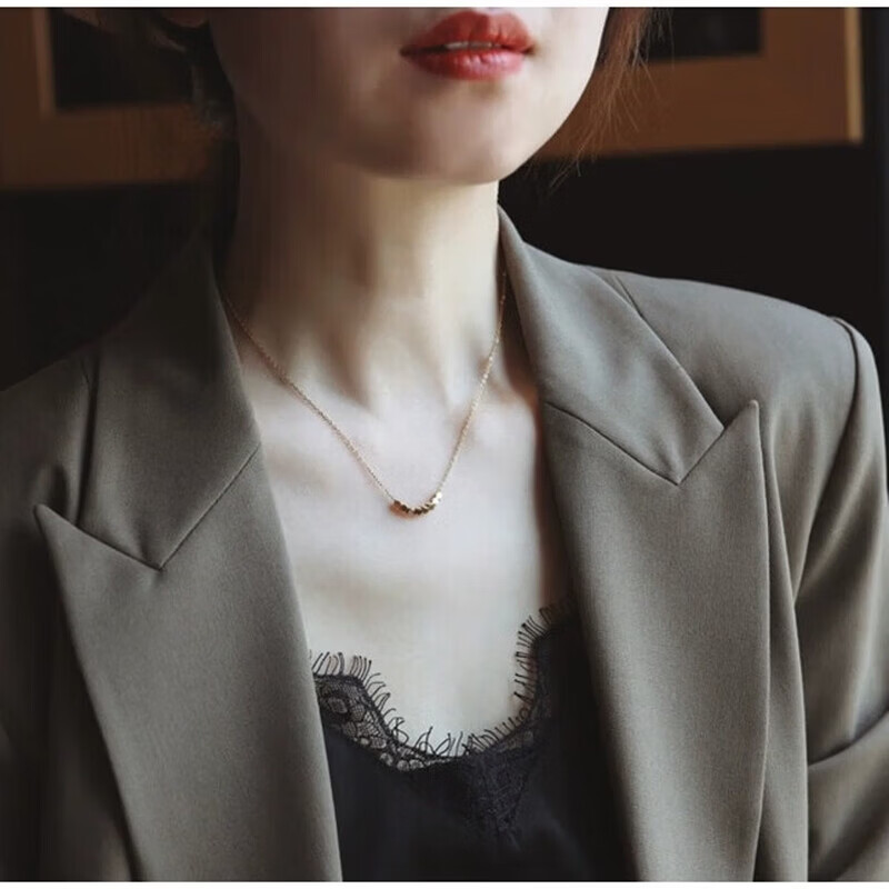 LIIA2026新款情人节黄金色小方块碎金子18k金手链女款送女友送妈妈 小方糖八方来财项链