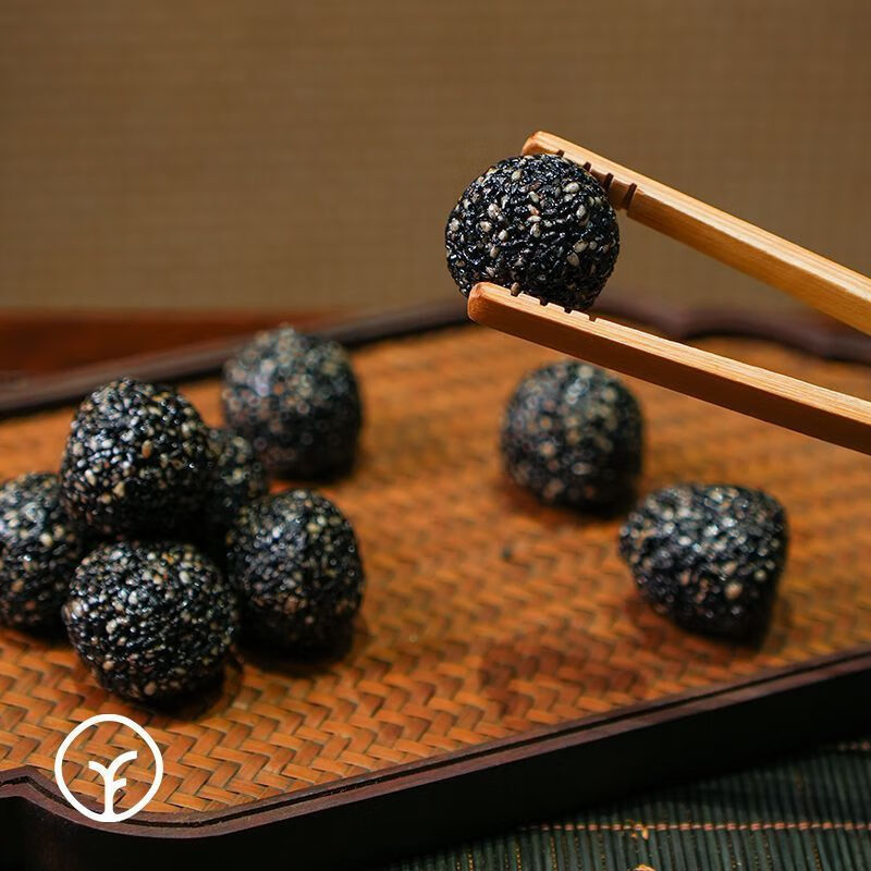 切糕王子【精选百货】黑芝麻丸迪丽姑娘远方好物黑芝麻丸独立小包装零食 芝麻丸500g*1袋（ 1斤 约60