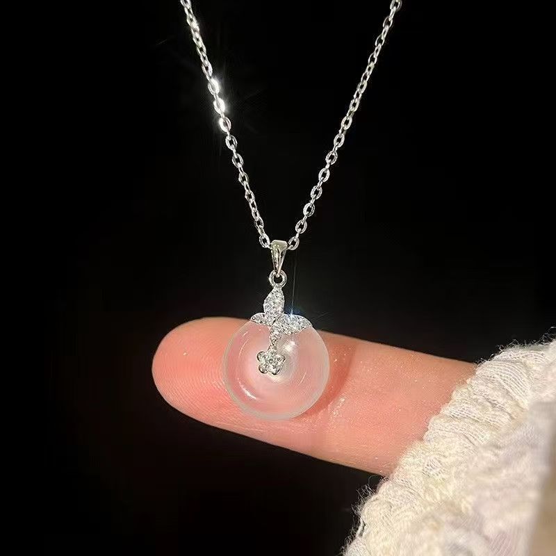 纯银999玉髓蝴蝶平安扣项链锁骨链轻奢感纪念礼物送女友 白玉髓平安扣项链 s999