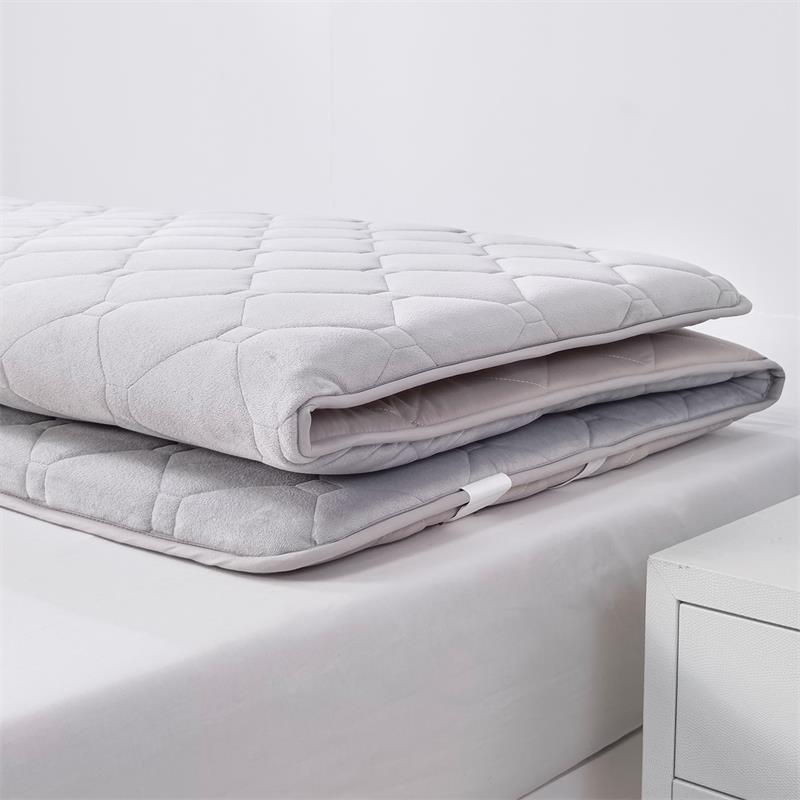 馨而乐富安娜出品软糯水晶绒柔软保护床垫 双面可用蚕丝床垫防滑保护垫 软糯细腻水晶绒床垫（中垫2.5-3cm） 180*200cm