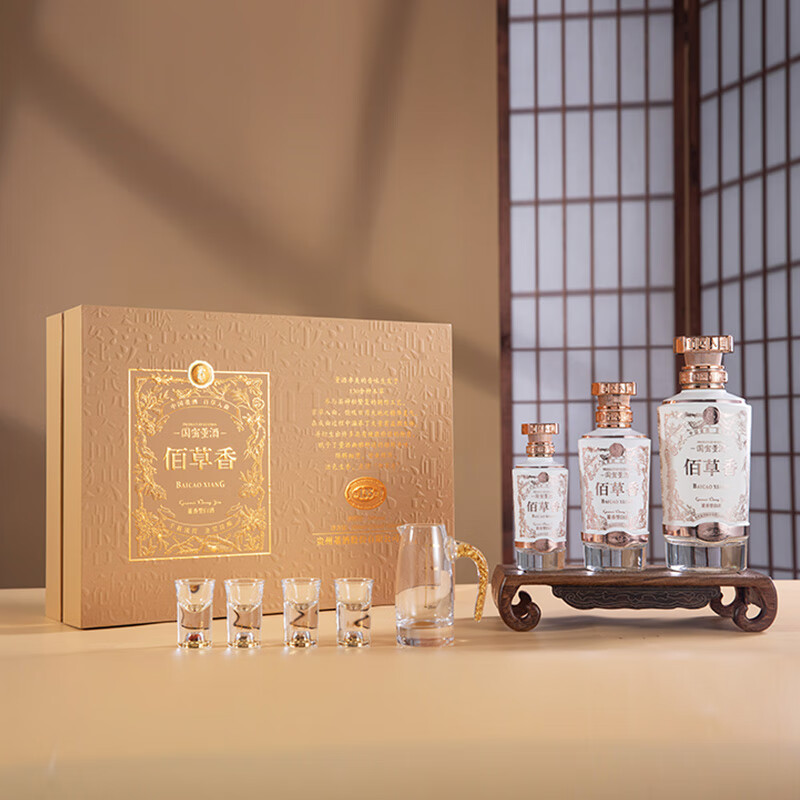 董酒国密佰草香董香型白酒54度(500m1+250m1+100m1) 1盒礼盒装,买饭粒