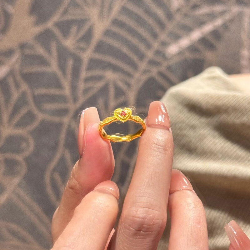 ����ׯ԰ʱ�����ݽ�ɫ���Ŀ��ڽ�ָŮС�ڸ��԰ٴ���Ů���θ�ָ������ AZ00309 ���ڿɵ��� 15.9Ԫ