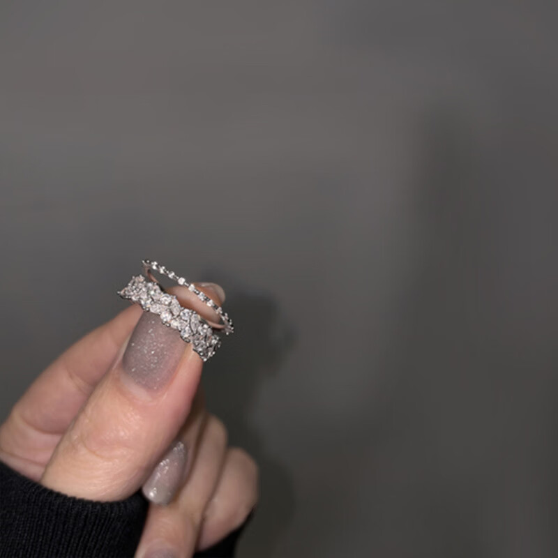 �������ζ�������ָŮ���ڿɵ���ʱ�и���ʳָ��ָС����Ƽ�Լ���� ˫���ʯ��ָ 15.9Ԫ