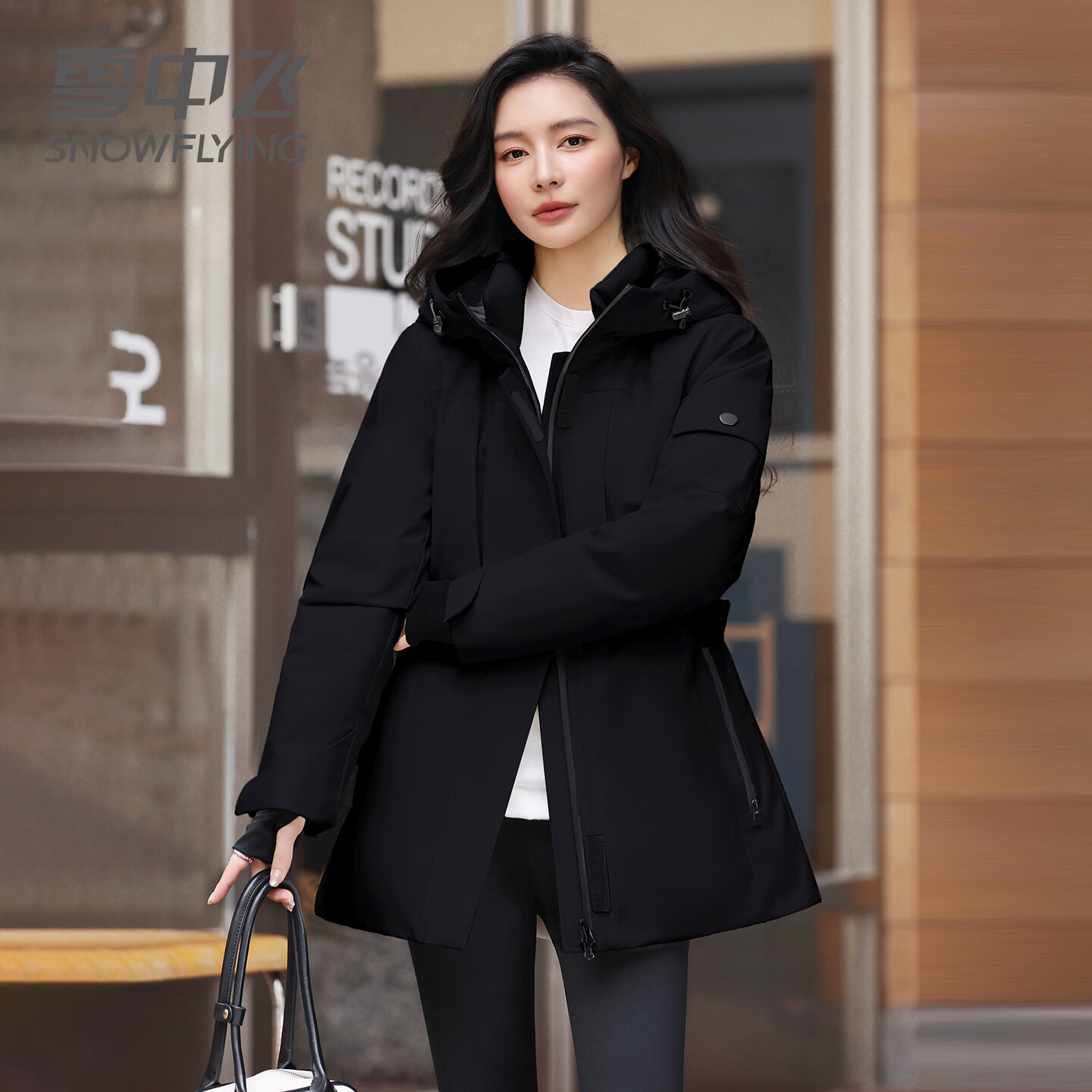 雪中飞工装派克羽绒服女中长款2025年新款时尚收腰气质百搭冬季保暖外套 黑色 XL （115-125斤）