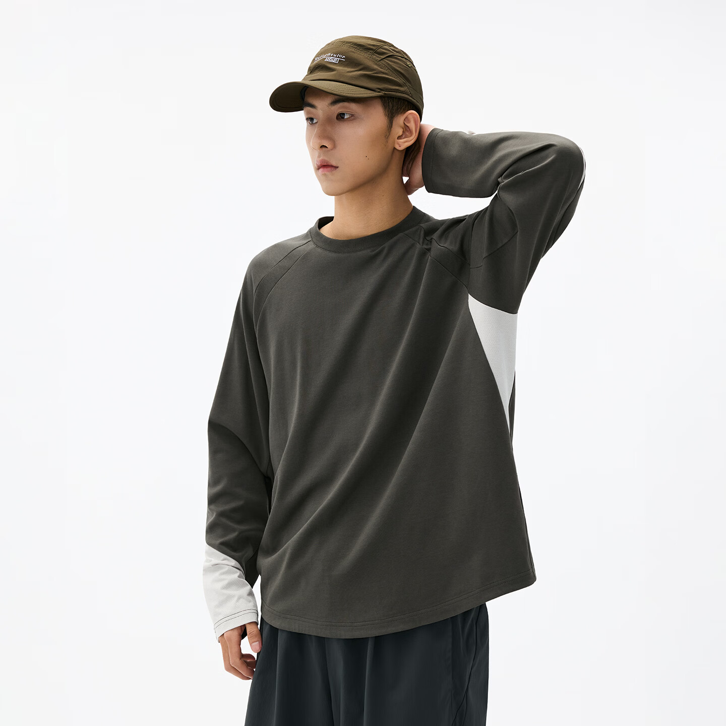 熊猫·本（ben.panda）撞色拼接速干长袖T恤男宽松户外运动上衣2026春季新款 灰绿色 L