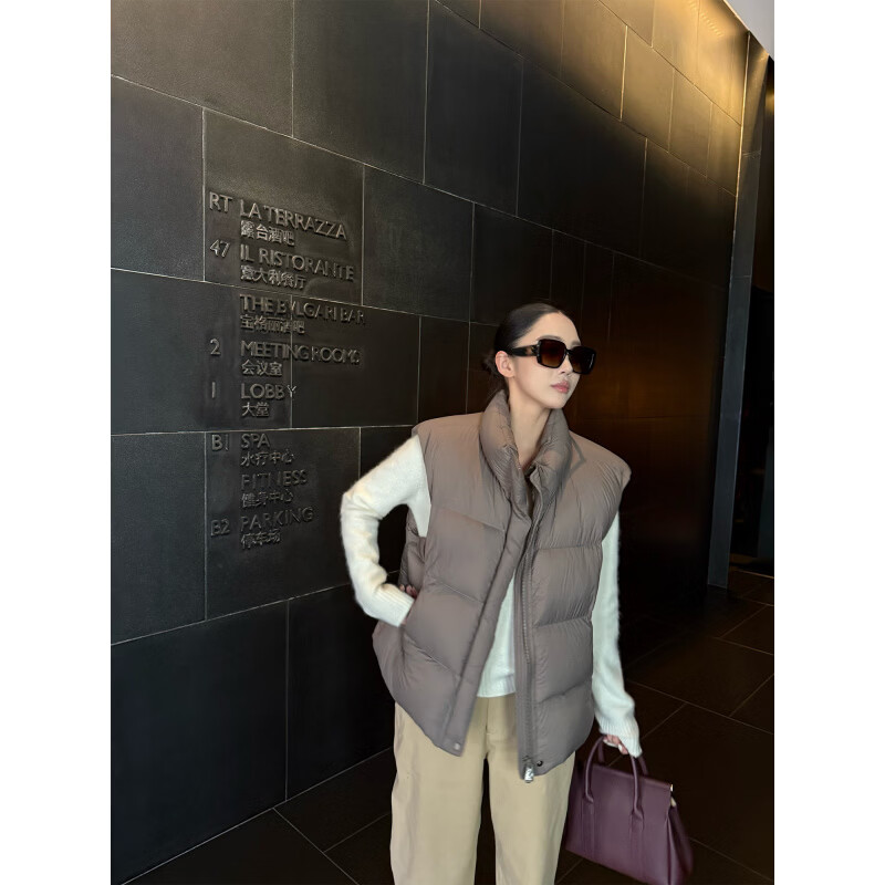 MODX羽绒马甲背心女秋冬外穿时髦洋气2026新款白鸭绒保暖坎肩马夹外套 灰色 L