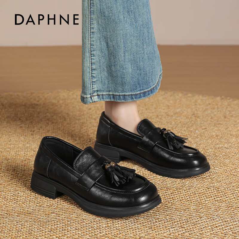 达芙妮厚底乐福鞋女鞋2025新款秋季爆款复古百搭流苏英伦风小皮鞋 黑色 35