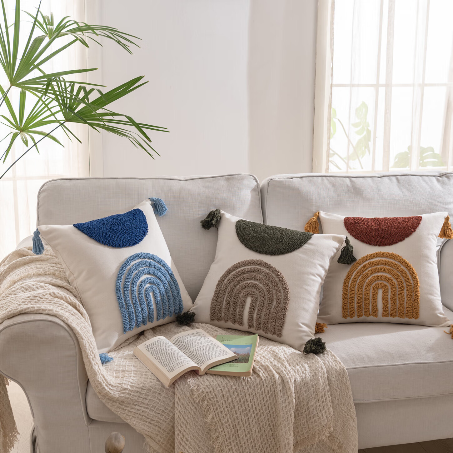 【精选厂家】北欧风绣花抱枕办公室沙发客厅腰枕靠背垫床头靠枕汽 蓝【北欧绣花流苏抱枕】 45x45cm【单抱枕套】