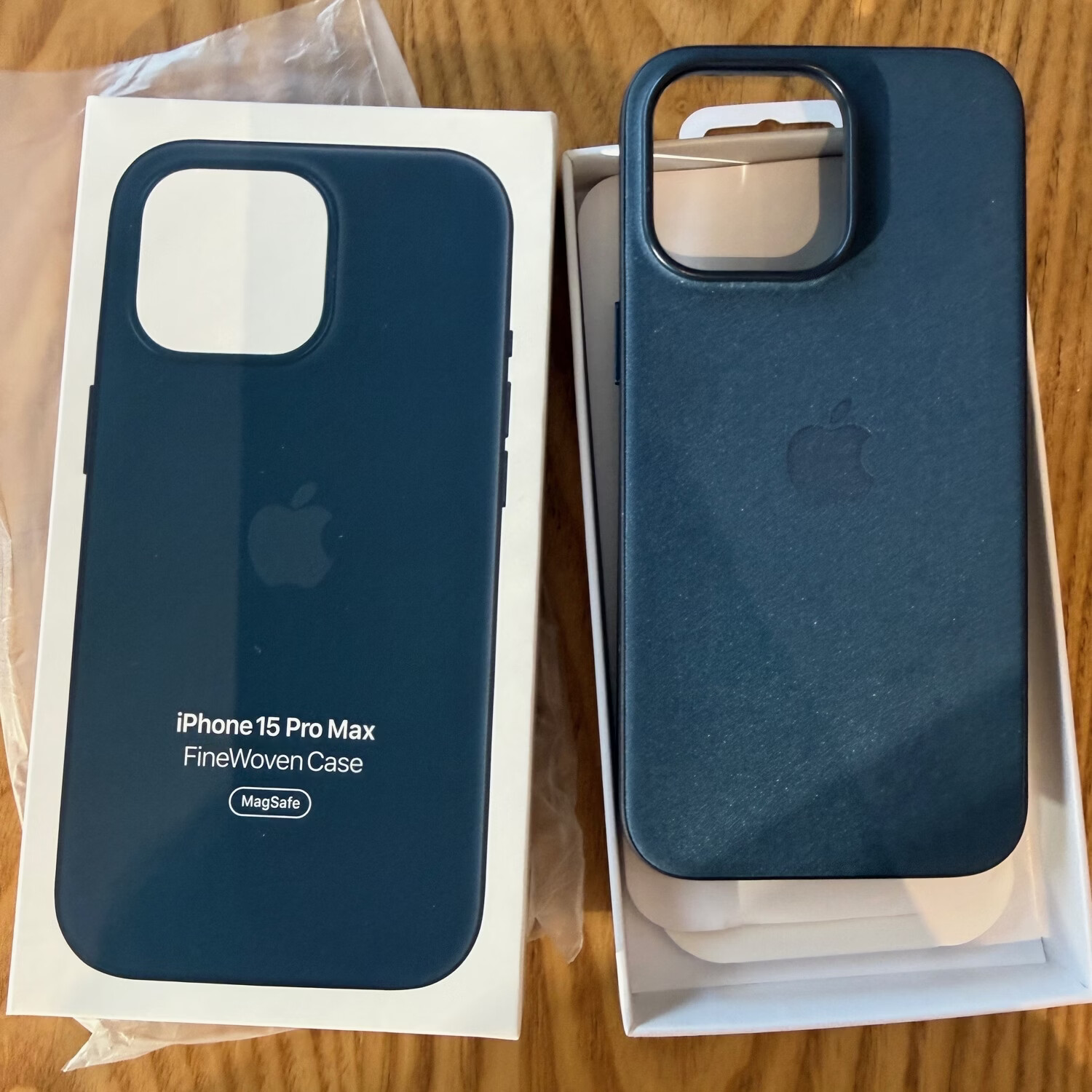 iPhone 15 /15pro/15proMax精织斜纹保护壳（现货速发） 灰褐色 15proMax