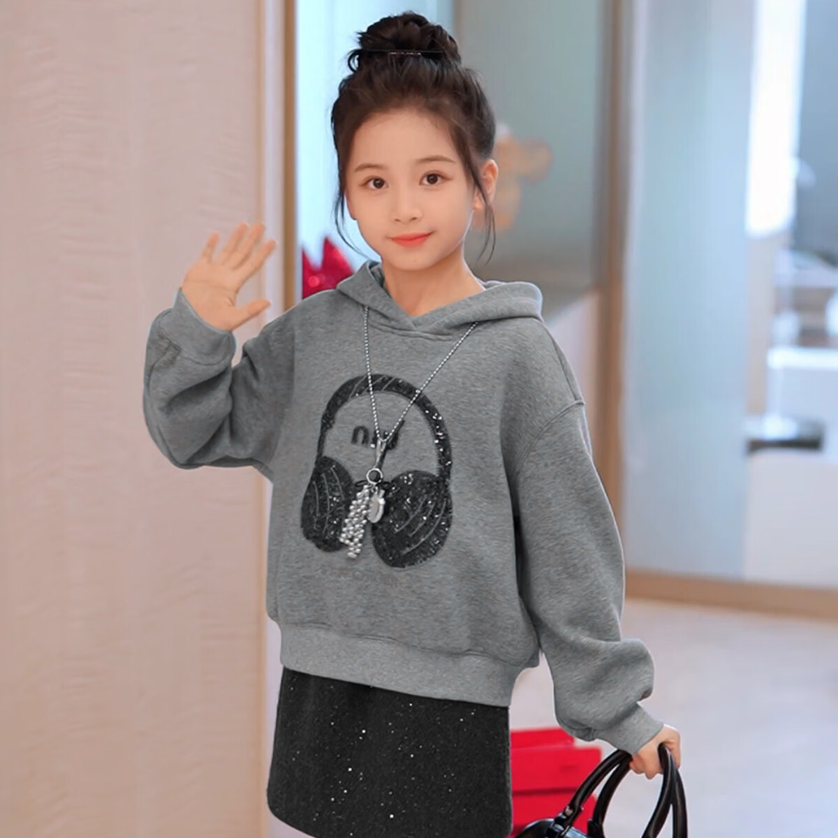 媛媛公主儿童加绒卫衣冬新款女童亮片耳机加厚连帽针织上衣中大童保暖外套 灰色 110