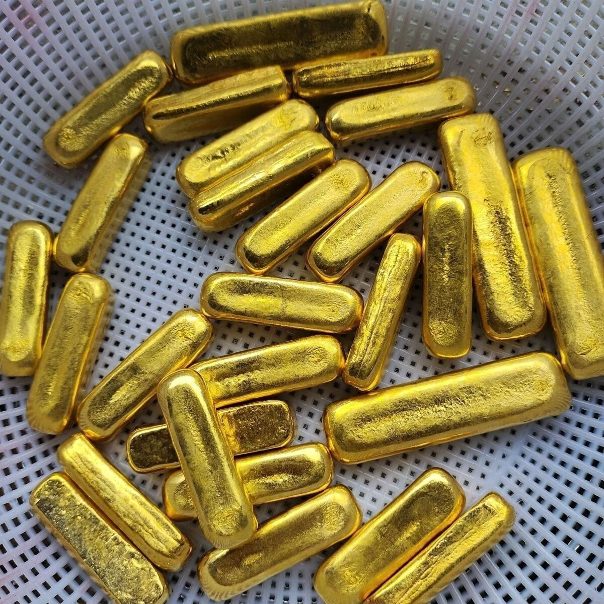 纯金色孟加拉赤金金块高品质可火烧可融化不变色可二次 100克左右 1根 纯金色孟加拉赤金金块高品质可火烧可融化不变色可二次 100克左右 1根