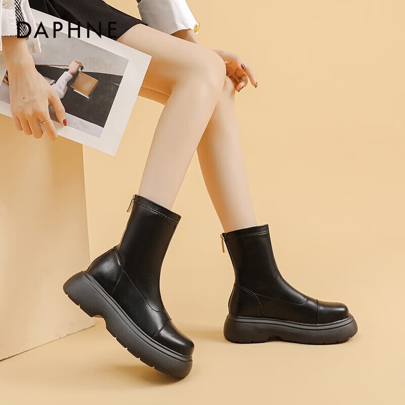 DAPHNE达芙妮马丁靴女2025冬季粗跟ins潮复古英伦风靴子显脚小机车短靴女 黑色 35