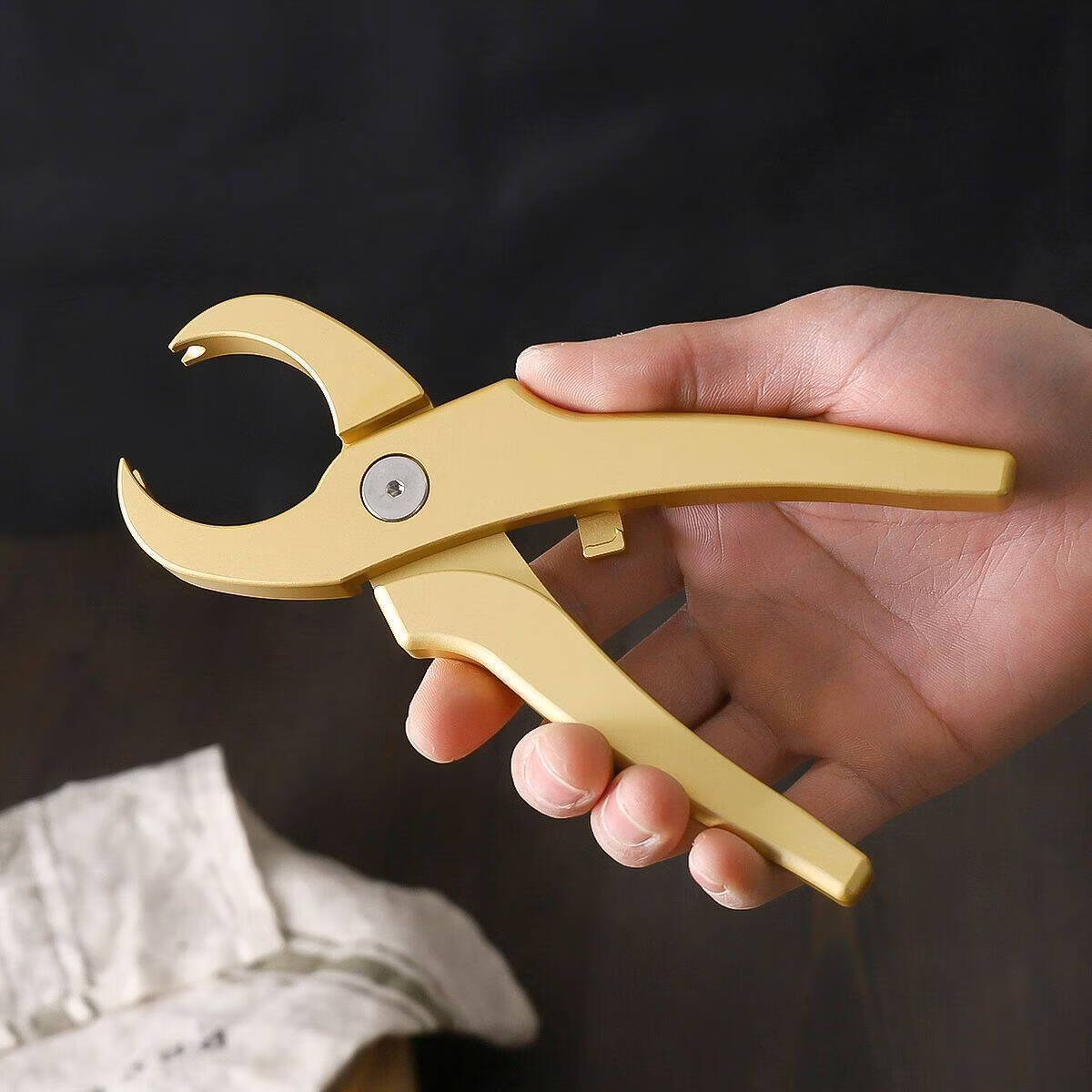 茶钳铝合金功夫茶具开茶钳子普洱茶开茶饼茶砖开口器自动回弹撬茶 新款金黄色茶钳【礼盒装】 金黄色