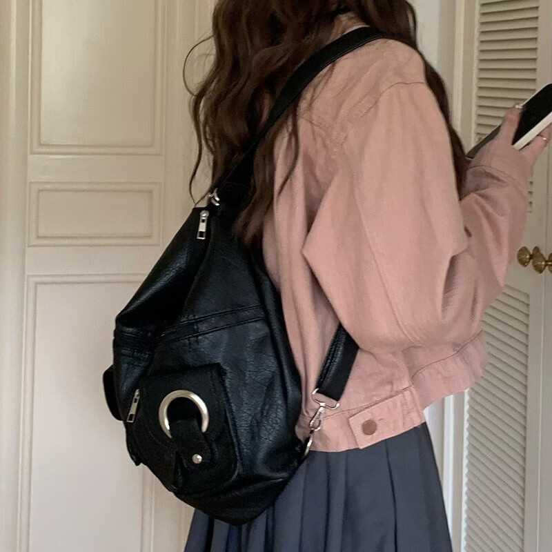 韩版简约个性百搭时髦拉链口袋PU皮托特包单肩包通勤大容量双肩包 黑色