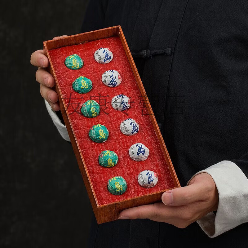 冰岛红龙珠豪礼茶叶礼盒装大红袍冰岛龙珠八大名茶组合过年过节 288·g