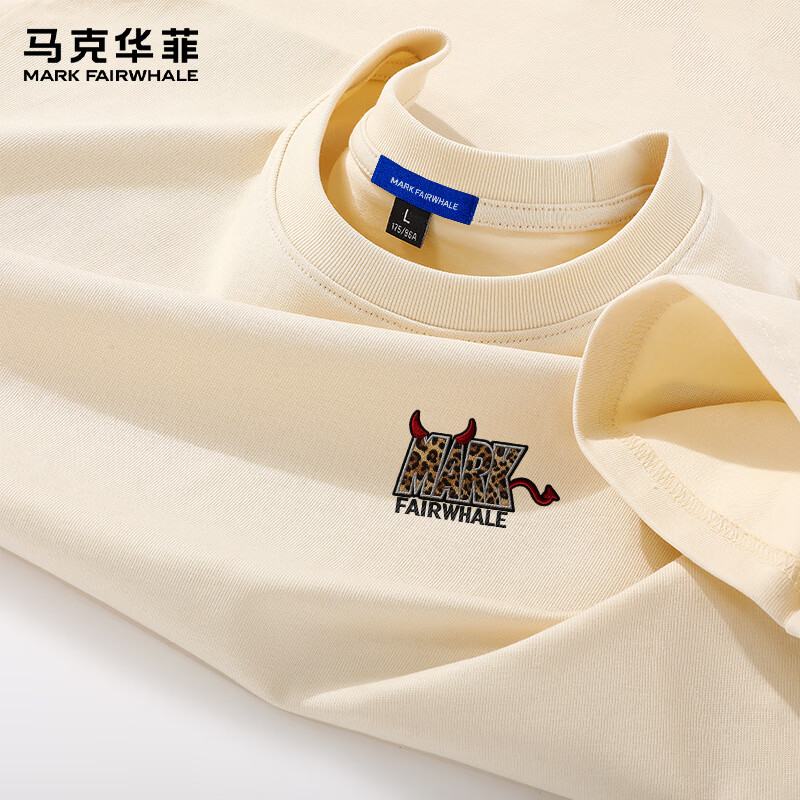 马克华菲（MARK FAIRWHALE）夏季休闲t恤男短袖220克重磅纯棉宽松圆领趣味小恶魔胸标打底衫男 浅米#JMK豹纹小恶魔 XL
