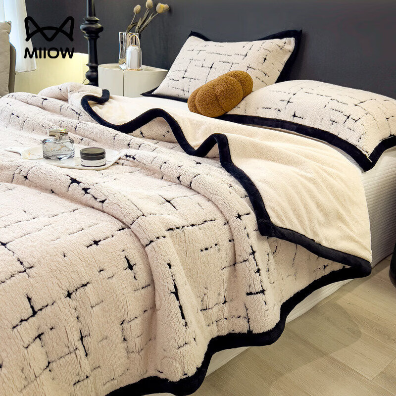 猫人（MiiOW）冬季加厚毯子毛毯被保暖沙发盖毯午睡毯披肩小毛毯单双人学生宿舍 奶白-黑【双面暖绒加厚保暖一毯多用】 120*200cm【儿童毯】