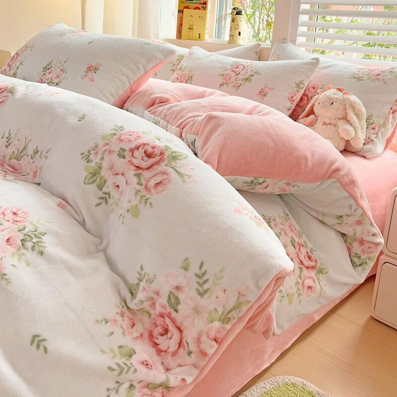 米黛蕾被套冬季加绒卡通可爱四件套牛奶珊瑚床单宿舍三件套保暖床上用品 恋爱咨询【双面加厚牛奶绒 加厚保暖】 1.5M床笠四件套/被套200*230cm