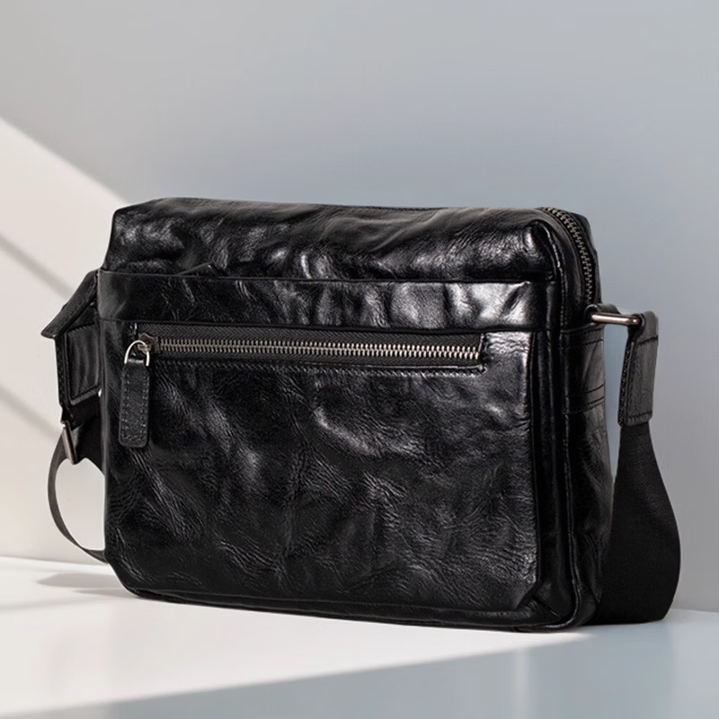 巴利迪亚男士真皮单肩包新款植鞣头层牛皮斜挎包横款高端时尚大容量男包 咖啡色