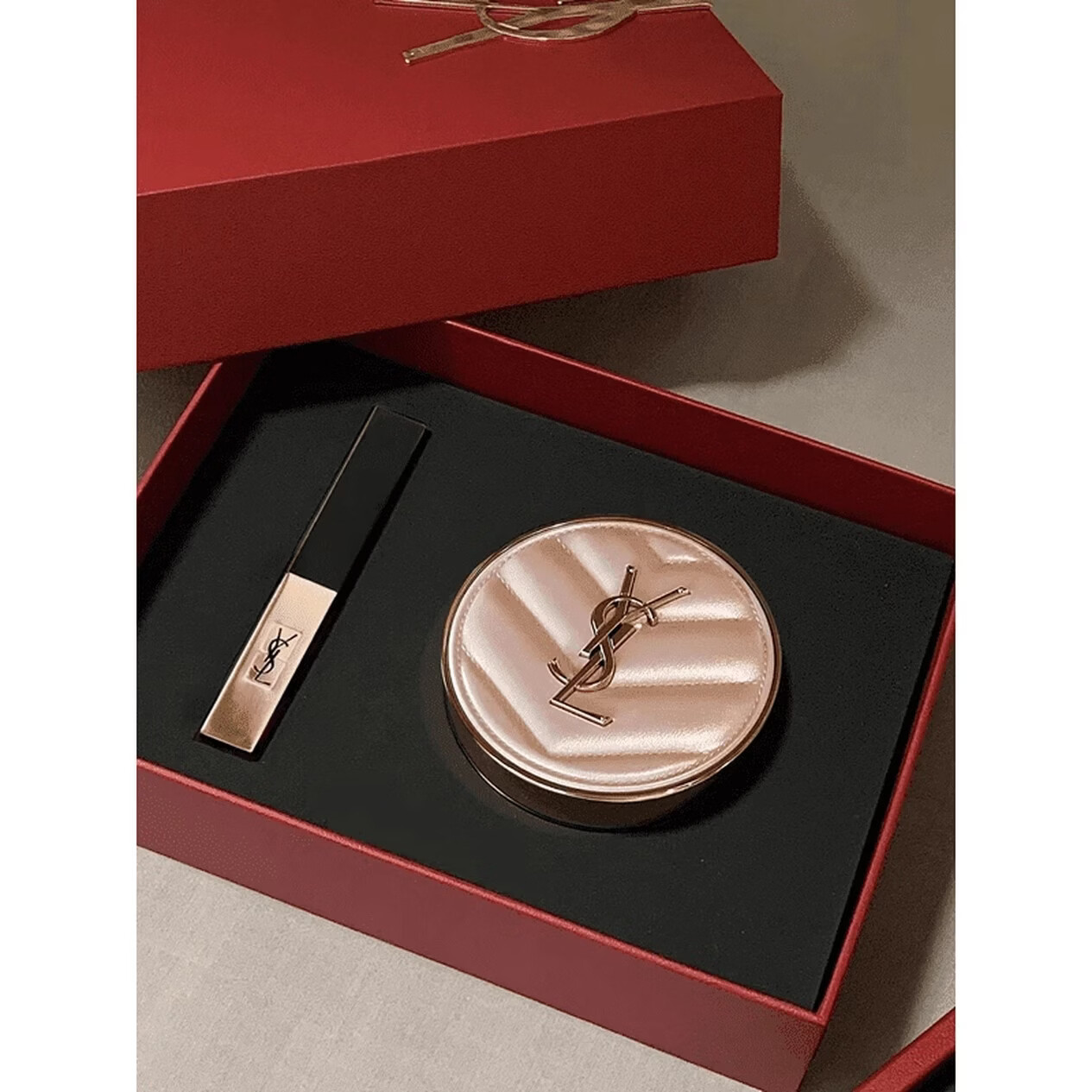 IYSL圣罗兰YSL情人节礼物自由之水香水套装礼盒口红粉气垫情人节礼物 小金条1966+粉皮革气垫B10 京东折扣/优惠券