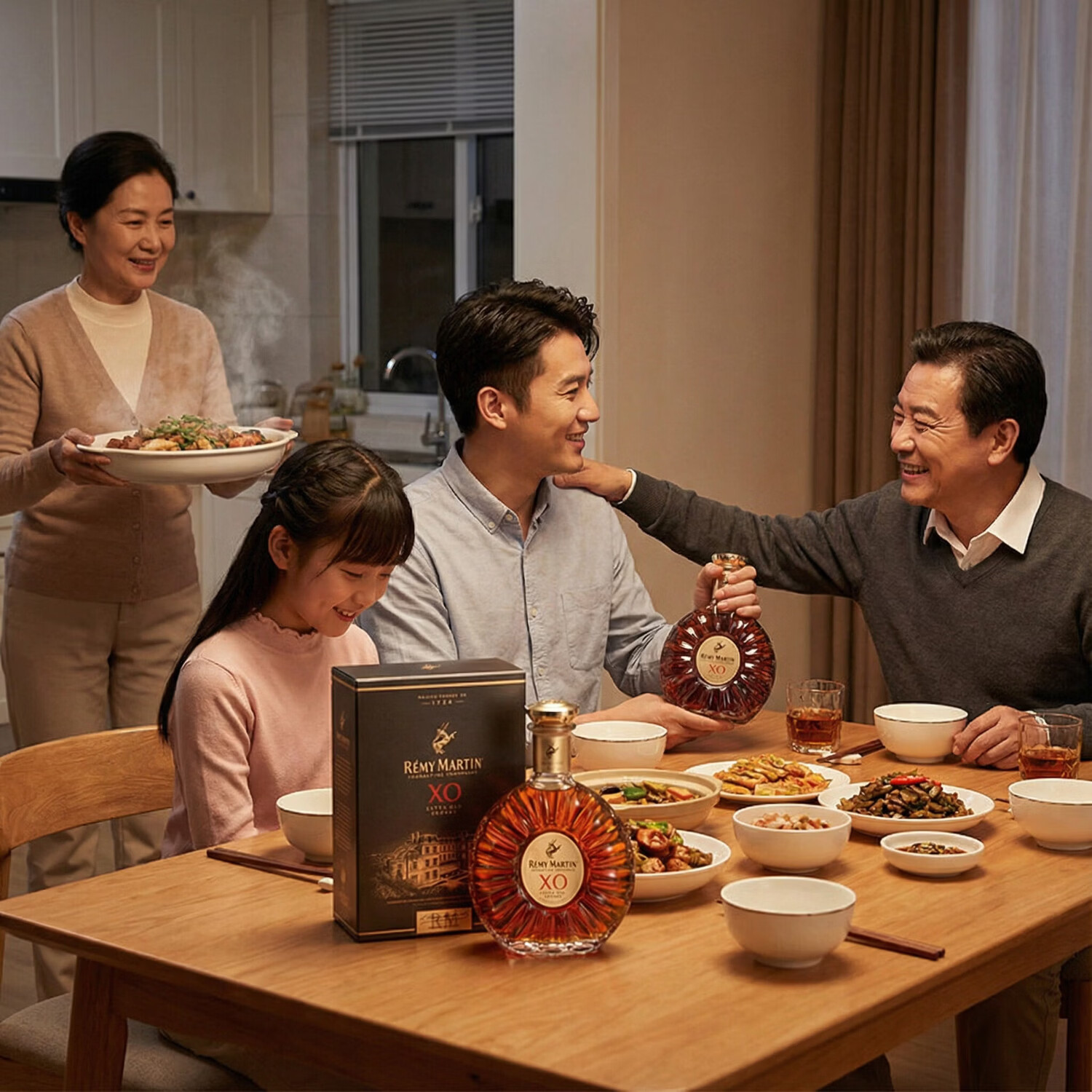 人头马（Rémy Martin）洋酒 X.O优质香槟区干邑白兰地 700ml 1号会员店