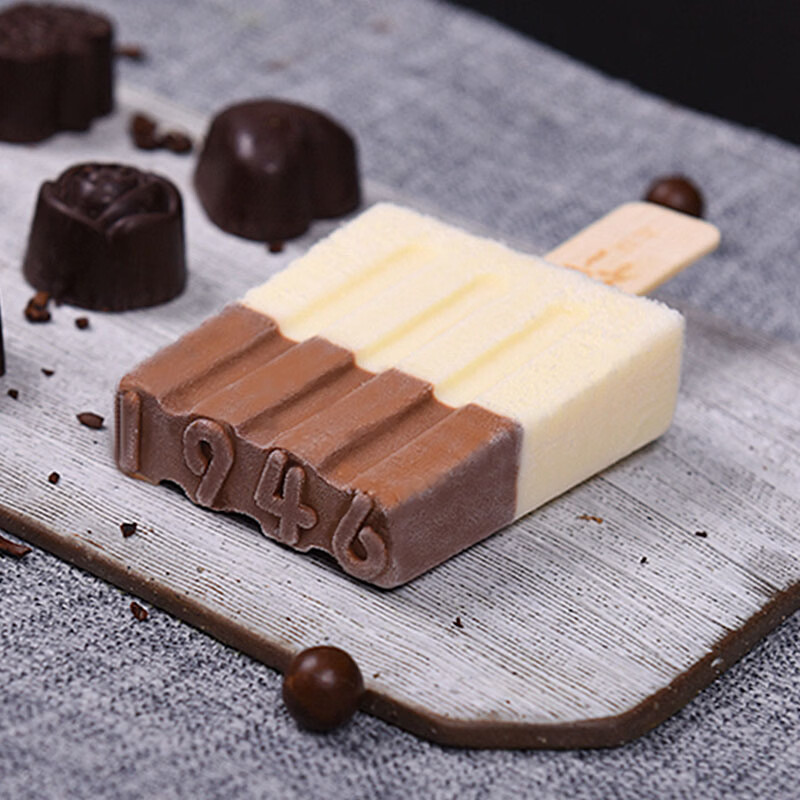 中街1946中式冰淇淋雪糕 经典口味 冰棒冰棍大棒支随心选 99元任选12件 黑白半巧80g*1支