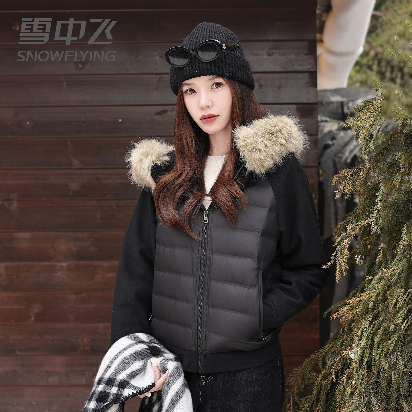 雪中飞鹅绒毛领短款羽绒服女2026年新款时尚拼接韩系冬季小个子保暖外套 黑色 165 （90-100斤）