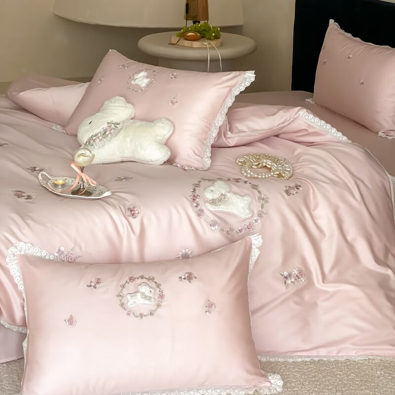 ROLAND LIVE长绒棉刺绣四件套春夏可爱兔子被套全棉少女心四季床上用品三件套 FX 长绒棉套件-朵朵兔粉色 1.2米床 床单款 【被套150*200cm】