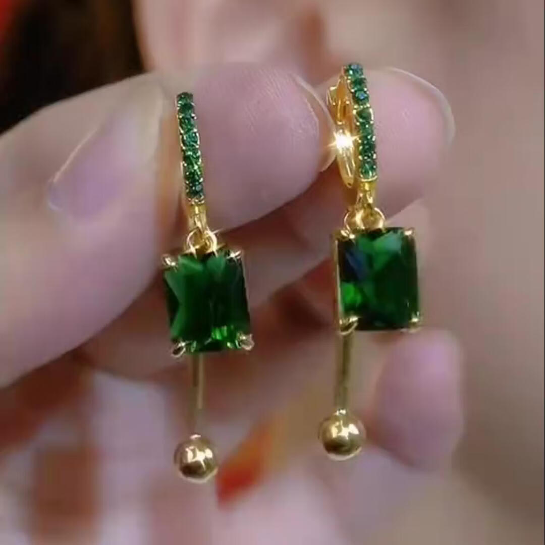 铜合金耳饰 2025新款轻奢【绿色心情】精致时尚气质百搭绿色耳环 绿色心情-配礼盒 一对
